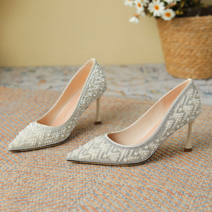 Tocuri stiletto elegante cu perle de Cristina Gore
