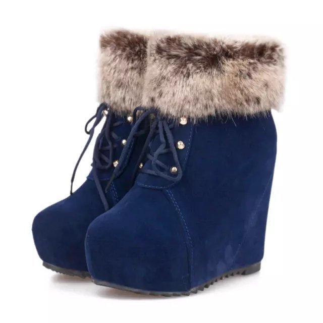 Ghete Cristina din piele întoarsă și blană cu înălțime internă a călcâiului