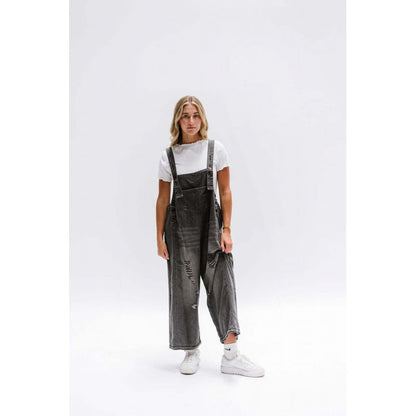 Pantaloni Cristina din denim cu bretele - Stil retro cu picioare late