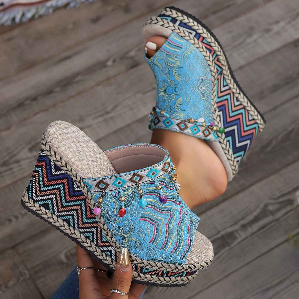 Sandale cu platformă Cristina - vârf deschis, inspirație boemă