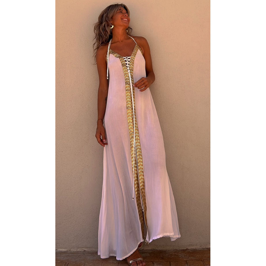 Rochie elegantă cu șireturi și guler halter de Cristina Gore