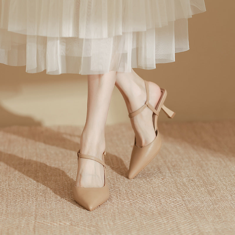 Sandale elegante cu toc înalt și vârf ascuțit de la Cristina Gore