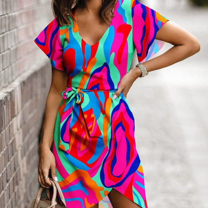 Rochie de vară Cristina Gore cu imprimeu vibrant, stil naveta