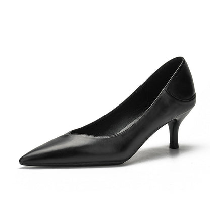 Tocuri elegante din piele de oaie neagră de Cristina Gore
