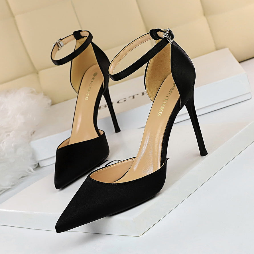 Elegant Silk Pointed Heels by Cristina Gore