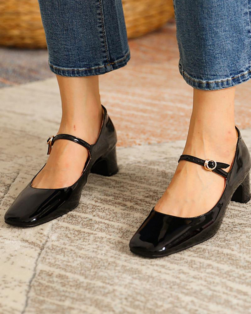 Pantofi cu vârf pătrat Cristina din piele lăcuită bordo