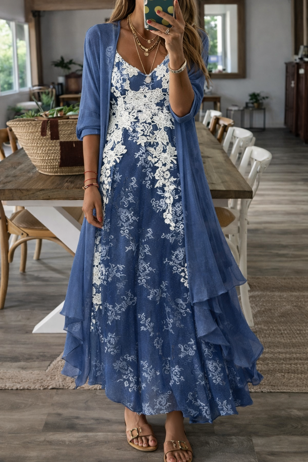 Rochie de vară cu bretele și imprimeu floral Cristina Gore