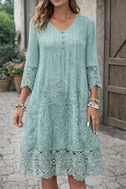 Rochie elegantă din dantelă, linie A, de Cristina Gore