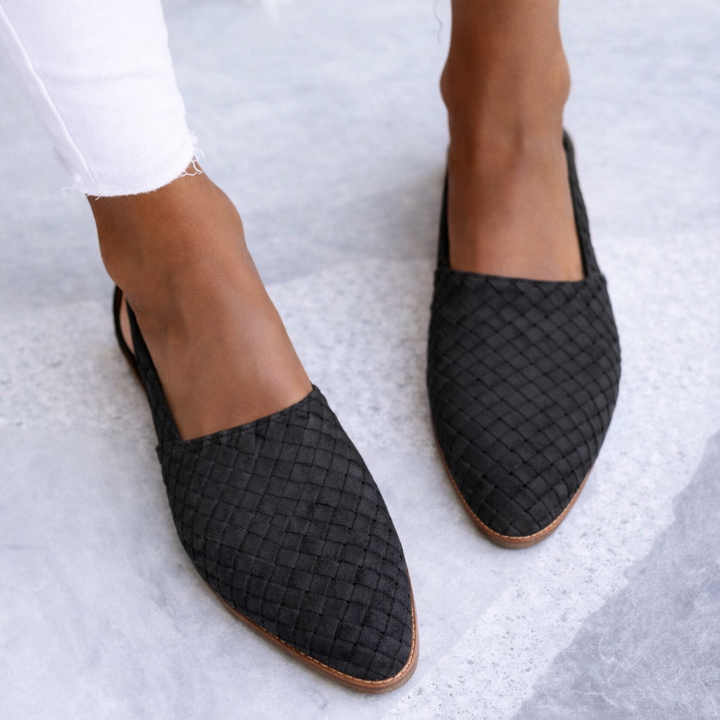 Sandale plate împletite Cristina - Stil confortabil cu cataramă