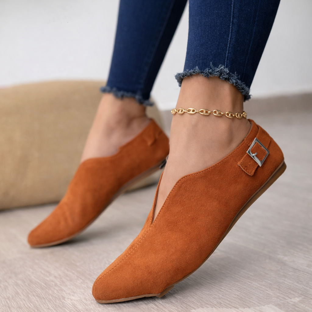 Ghete Cristina din piele întoarsă cu vârf ascuțit - Stil plat și elegant