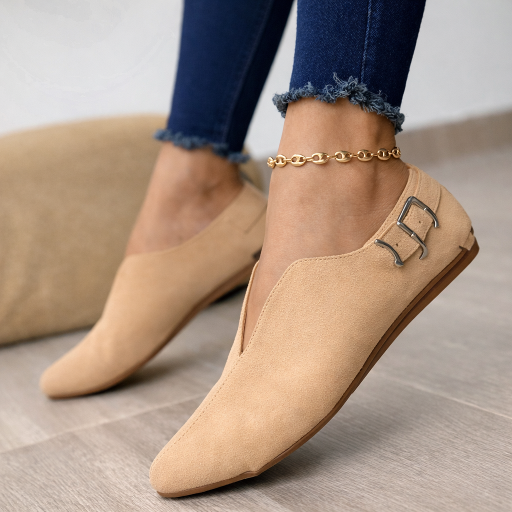 Ghete Cristina din piele întoarsă cu vârf ascuțit - Stil plat și elegant