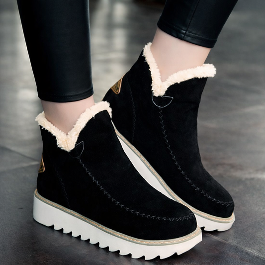 Ghete Cristina Martin din catifea - Confortul și căldura pielii întoarse