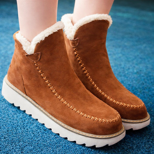 Ghete Cristina Martin din catifea - Confortul și căldura pielii întoarse