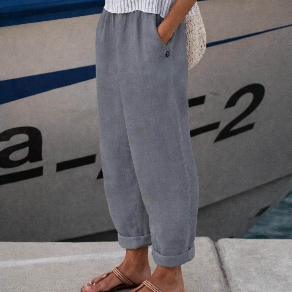 Pantaloni Cristina cu croială dreaptă din bumbac și in - Model cu buzunar