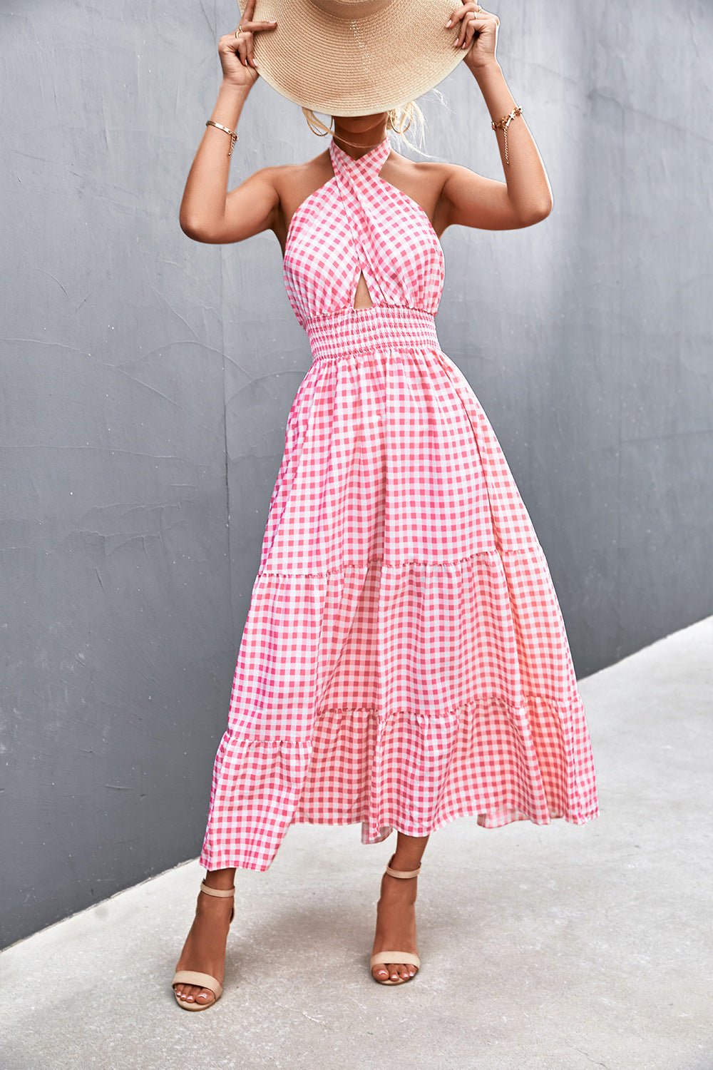 Rochie elegantă cu spate gol, cu halter, de Cristina Gore