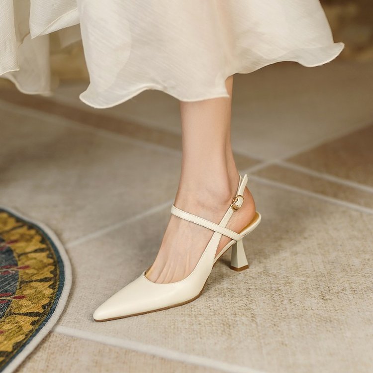 Tocuri stiletto elegante de Cristina Gore