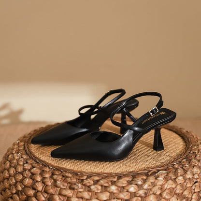 Sandale elegante cu toc înalt și vârf ascuțit de la Cristina Gore