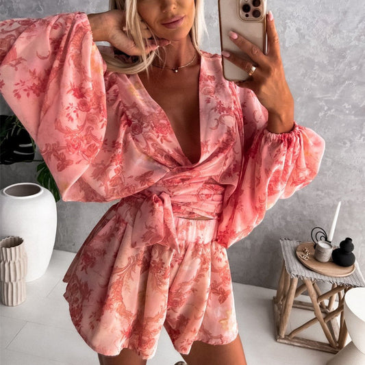 Set salopetă tropicală Cristina Gore în stil boho chic