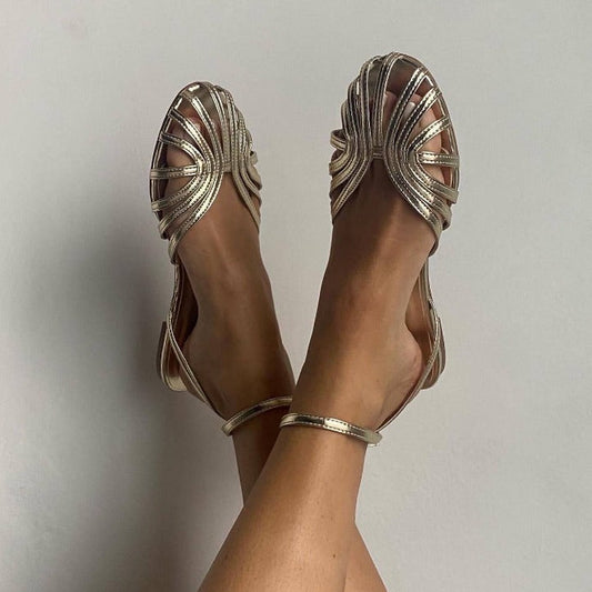 Sandale plate Cristina - Vârf închis cu baretă la gleznă