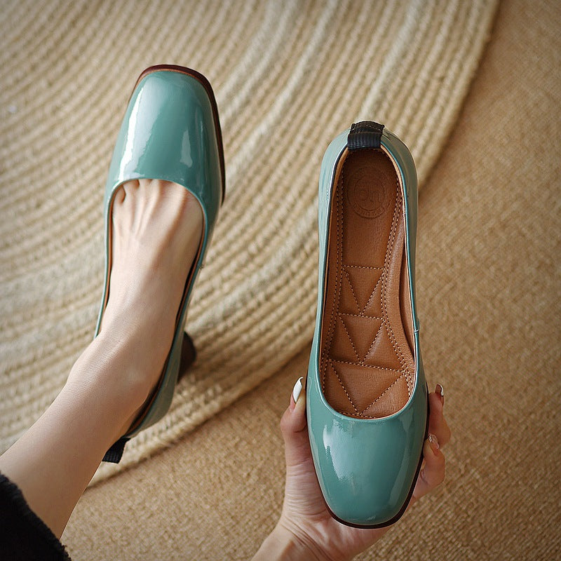 Pantofi cu toc plat din piele Cristina - Design simplu