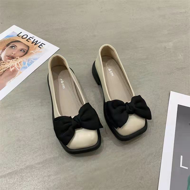 Mocasini cu platformă Cristina - Fundă retro din piele lăcuită