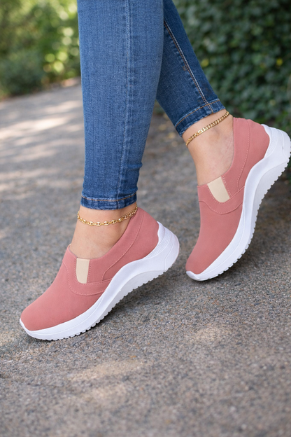 Teniși slip-on Cristina - Design respirabil și confortabil