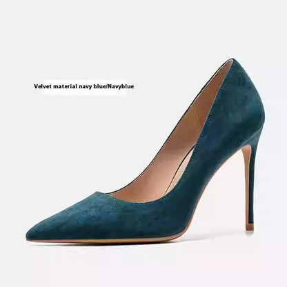 Tocuri stiletto elegante din piele de la Cristina Gore