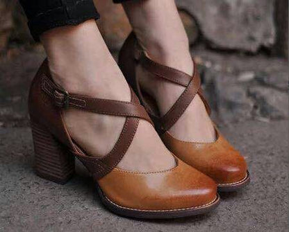 Pantofi cu cataramă maro Cristina - Inspirație vintage