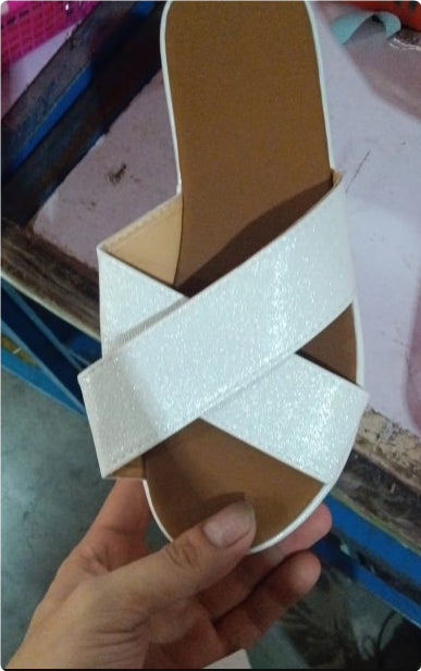 Sandale cu platformă Cristina - Baretă încrucișată, vârf deschis, confortabile