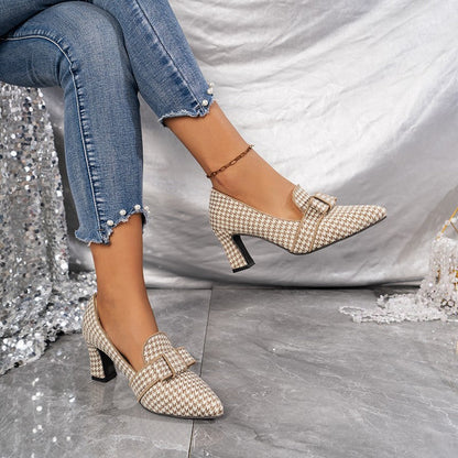 Tocuri elegante cu model Houndstooth de la Cristina Gore, de zi cu zi