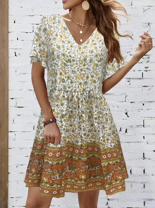 Rochie de vară cu decolteu în V și imprimeu floral de Cristina Gore