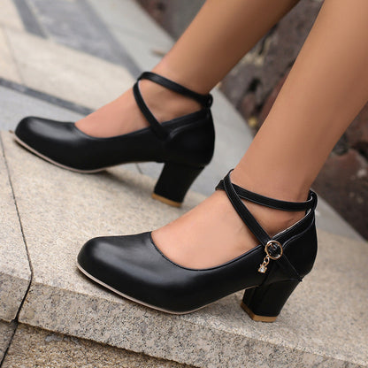 Pantofi Mary Jane eleganți cu toc gros de la Cristina Gore
