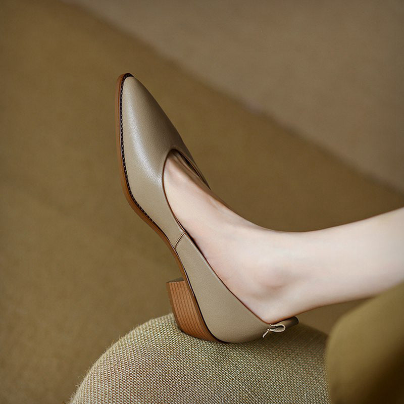 Tocuri joase elegante din piele de oaie de Cristina Gore