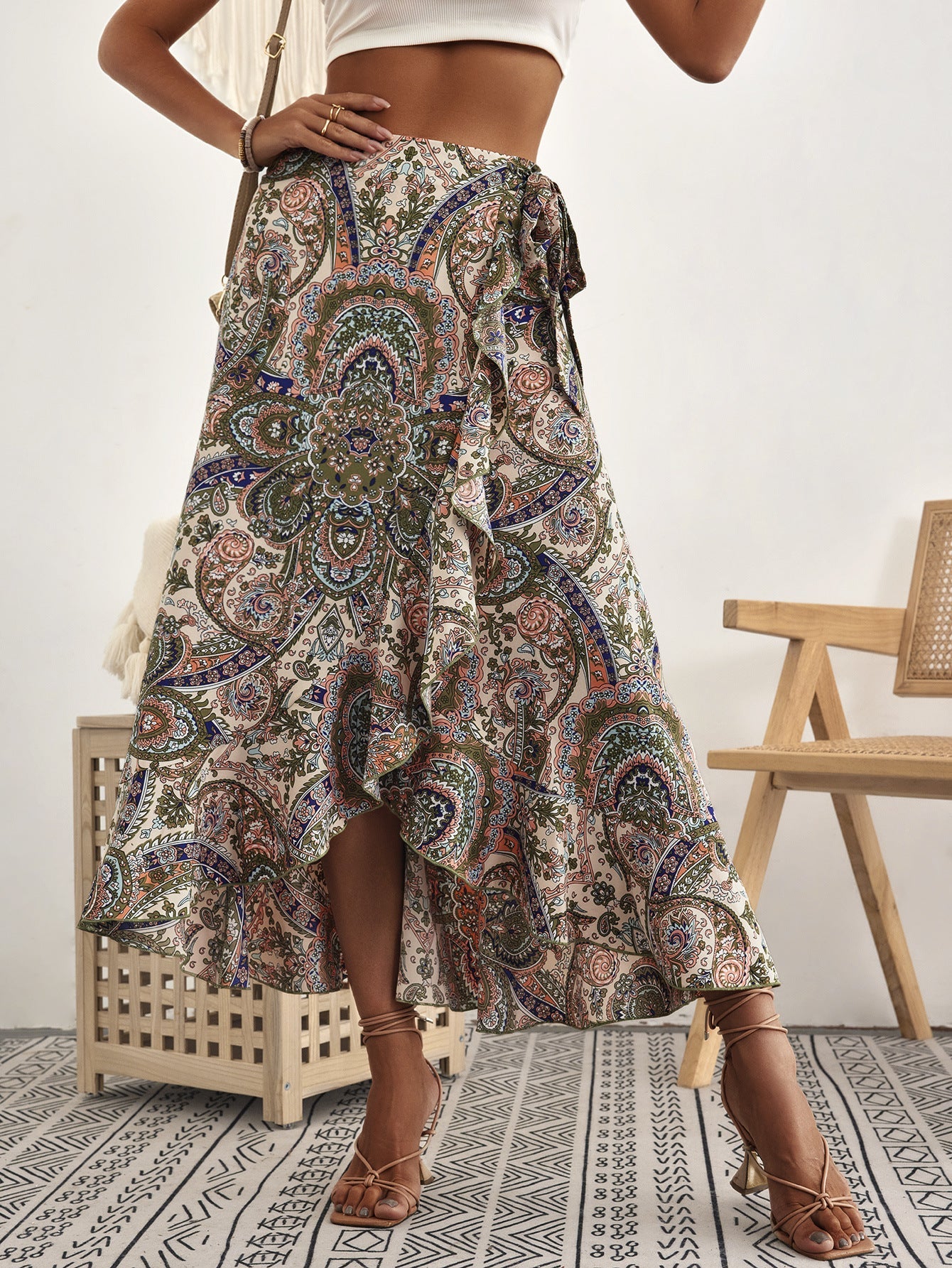 Fustă inspirată de Pinterest de Cristina Gore, cu volane în stil boho