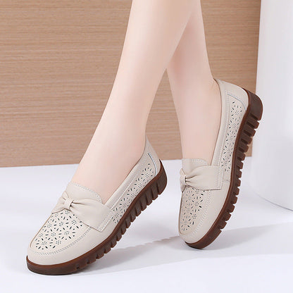 Elegant Comfort Cristina Gore Flat Leather Loafers