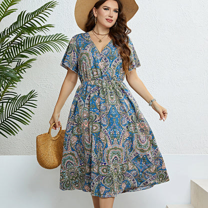 Rochie de vară cu imprimeu retro și decolteu în V Cristina Gore