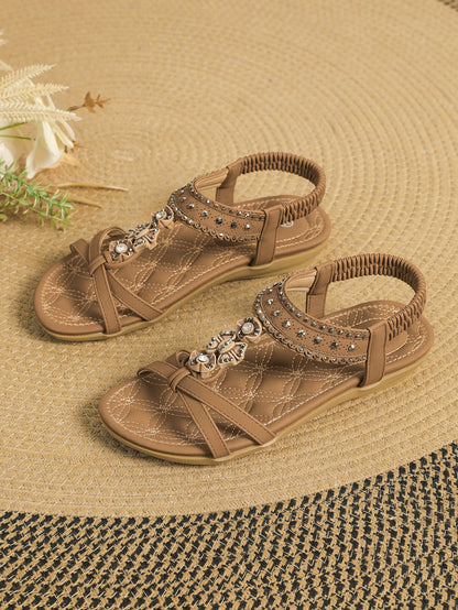 Sandale plate elegante cu diamante de la Cristina Gore