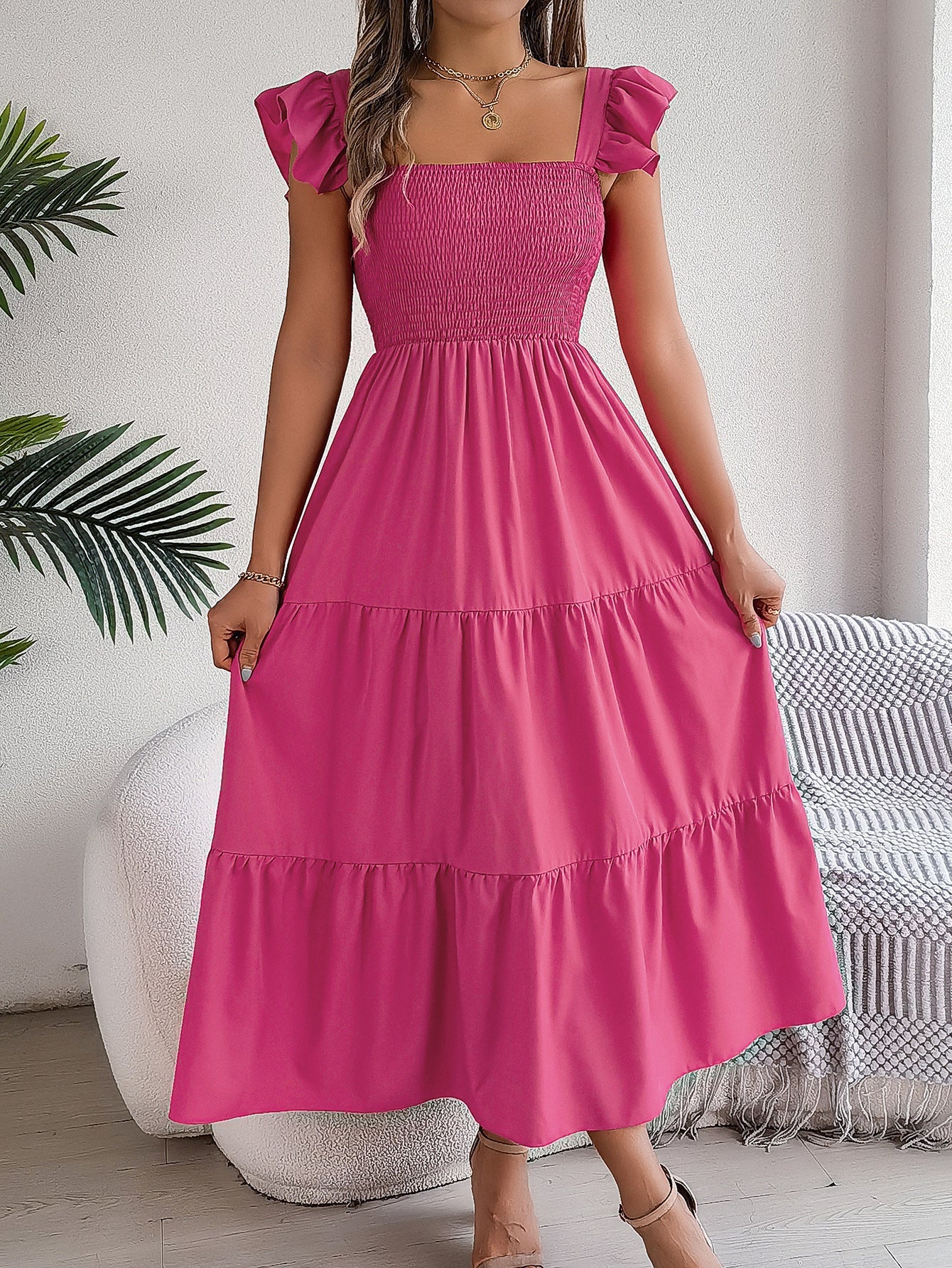 Rochie elegantă de vară midi fără mâneci de la Cristina Gore
