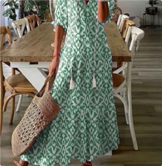 Rochie maxi Cristina cu imprimeu boem - mâneci 3/4 și decolteu în V